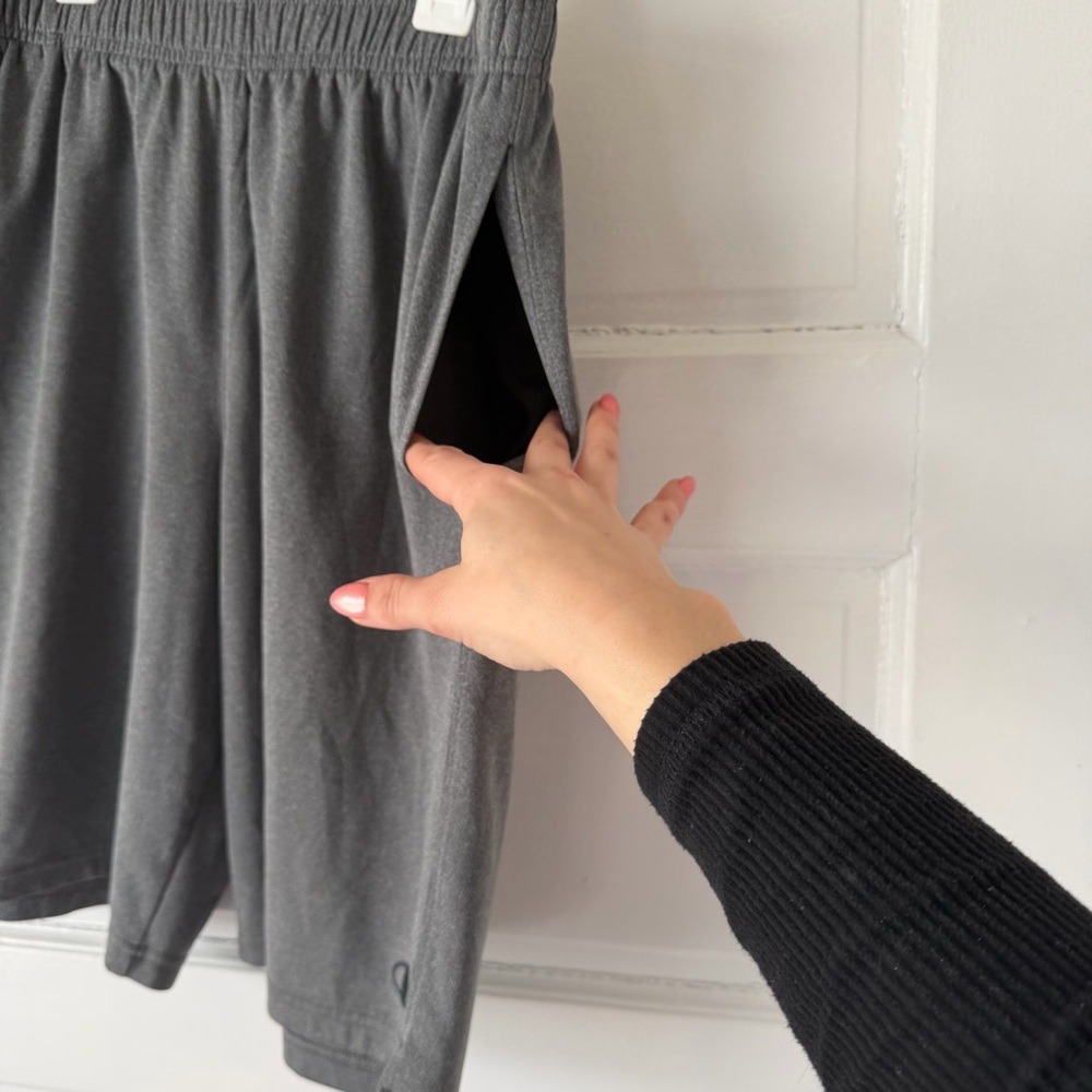3/$20💥 Champion‎ Mens Gray Athletic Training Workout Shorts Pull On Pockets - Picture 5 of 11